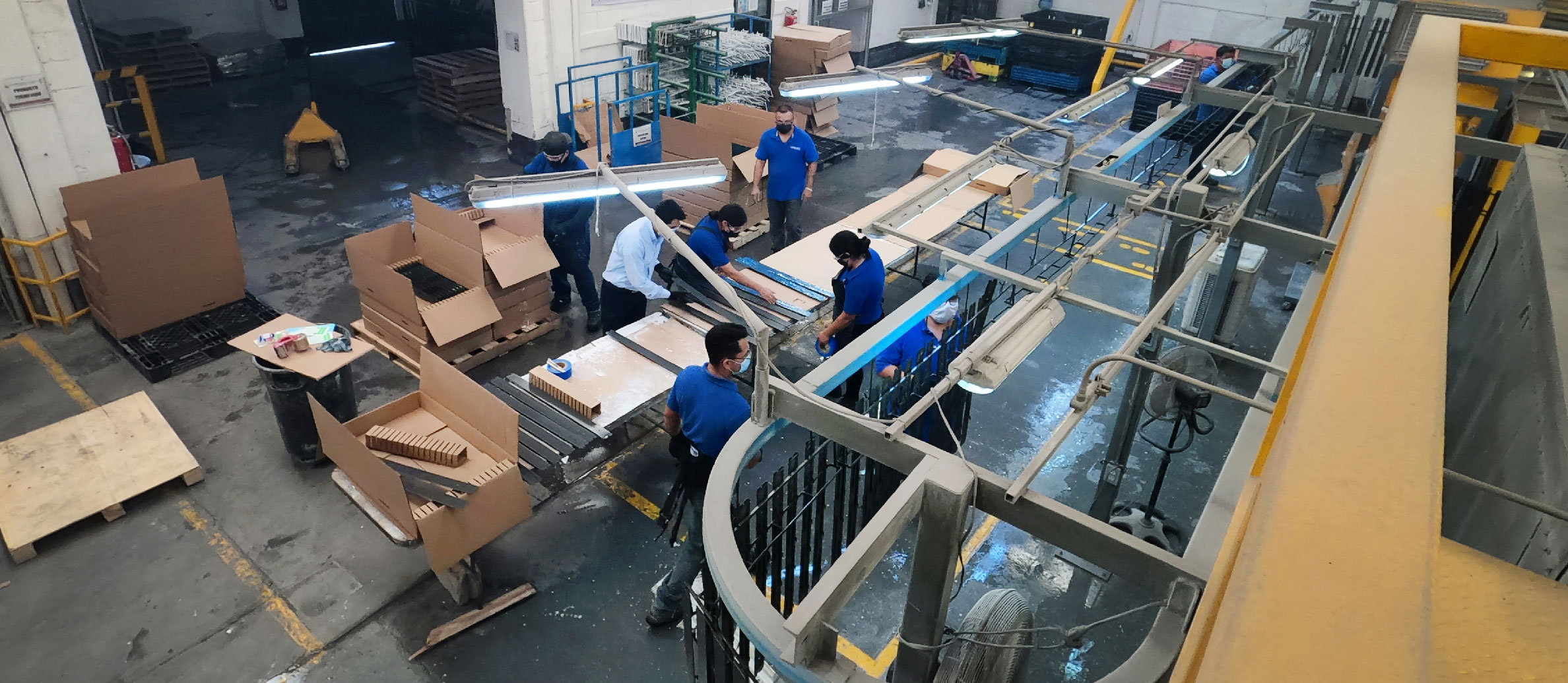 Brugal - Acabado en polvo de alta calidad